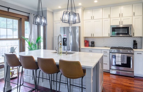 Clintonville Maison | Clintonville Comfort and Class