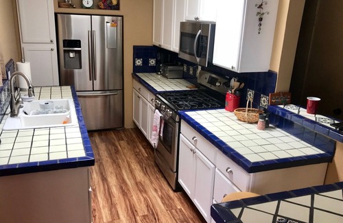 Tucson Maison | Près de U of A, à la maison avec piscine, 6 personnes!