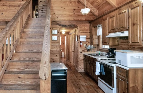 Pine Mountain Cabine | "Delano Retreat" Cabin 7A