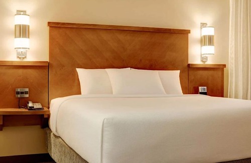 Austin Hôtel | Close to Bull Creek District Park! Pets Allowed, Swimming Pool, Free Parking!