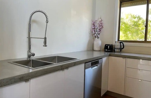 Moolap Maison | Close to Coast & Bellarine