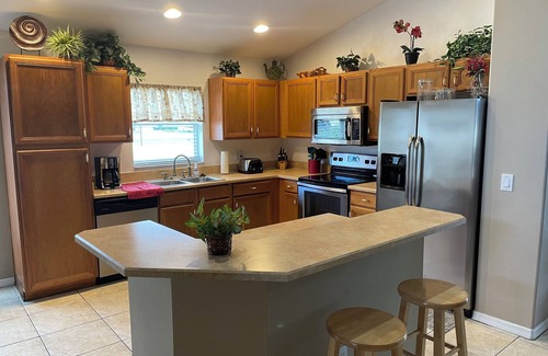 Solana Maison | Close to Disney 5-Bedroom in Solona with free heated pool. New bedroom furniture