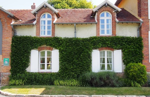 Mouroux Maison | Superbe gîte cosy, 100 m2 - 4 personnes - Jardin - Proche Disney et Paris.