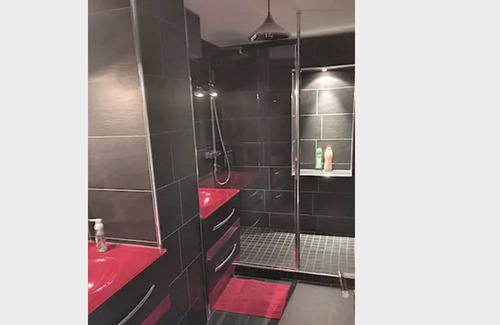 Cessy Maison | Close to Geneva (8 km)