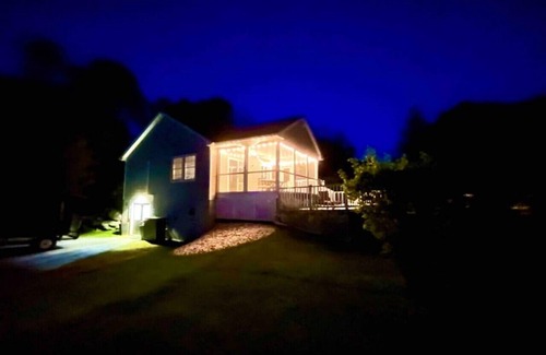 Falls Village Maison | Close to Lime Rock, Prep Schools, 3 Ski Areas