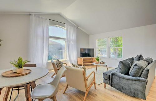 Grants Pass Appartement | Close to Parks and Brews Sunny Grants Pass Apt!