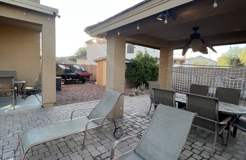 Maryvale Maison | Close to Stadium/ Outlet stores / Casino/Resort ..1 mile -10min to downtown Phx.