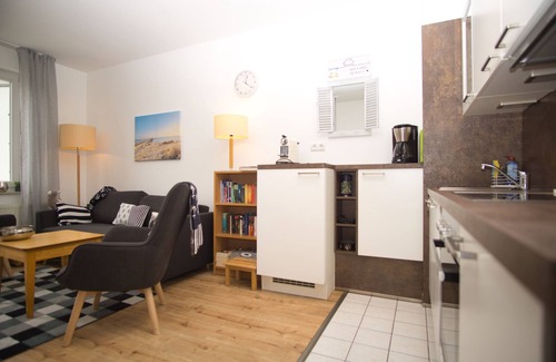 Gohren Appartement | Close to the beach, balcony, free AHOI adventure pool - Strandresidenz Brandenburg FeWo 36
