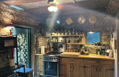 Finesville Maison | Close to the City, Far from Reality