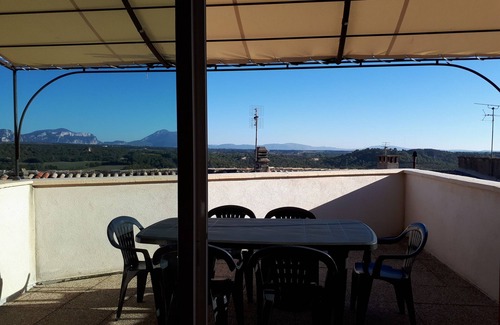 Puimoisson Appartement | Proche des Gorges du Verdon Appartement avec jardinet, terrasse, vue panoramique