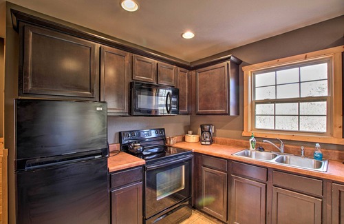 New Haven Cabine | NOUVEAU! Retraite rurale: 5 Mi à la rivière MO + 1 heure à STL