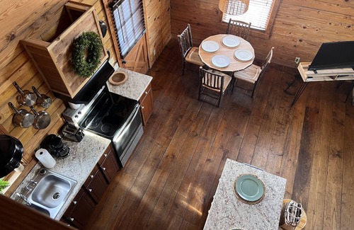 Pine Mountain Cabine | Mountain Love "Cabin 1A