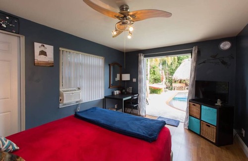 Fort Lauderdale Lit Et Petit-Déjeuner | LA MEILLEURE chambre privée, entrée, piscine et étang, vous devriez être impressionné!