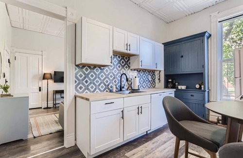 City Park Appartement | Cloud by Modern Midstay/1 Block to City Park #C3