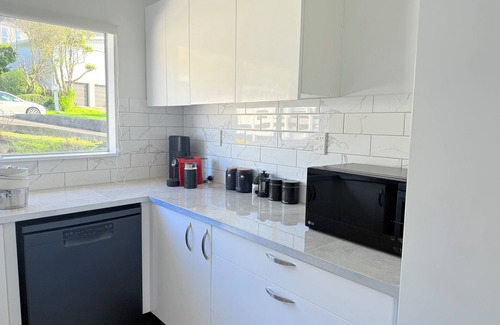 Johnsonville Maison | Cloud Catcher - Family Comfort & Scenic Views