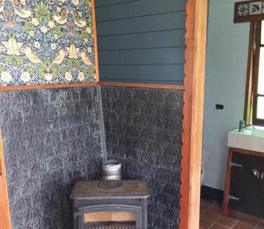 Ravensbourne Autre | Cloudlake Mountain Retreat