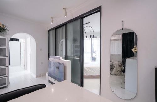 Xujiahui Appartement | Cloudlike Serenity-Family Apartment in Central Shanghai