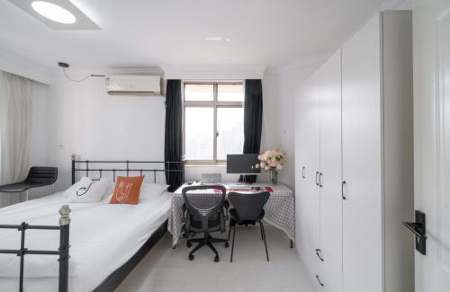 Xujiahui Appartement | Cloudlike Serenity-Family Apartment in Central Shanghai