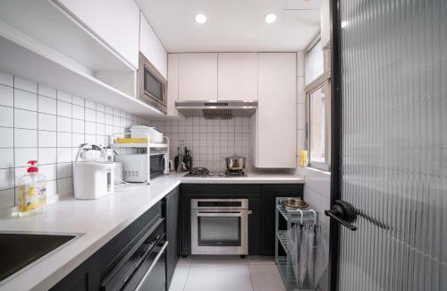 Xujiahui Appartement | Cloudlike Serenity-Family Apartment in Central Shanghai