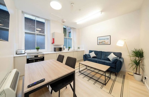 Montrose Appartement | Clova at Benmore Apartments (1st floor, 2 bed)