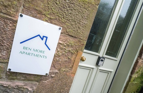 Montrose Appartement | Clova at Benmore Apartments (1st floor, 2 bed)
