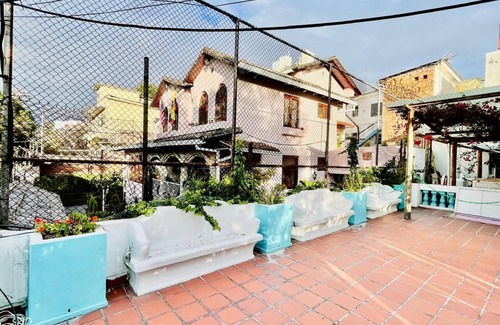 La Floresta Appartement | Clover House - Duplex Suite in the Cultural Heart of Quito