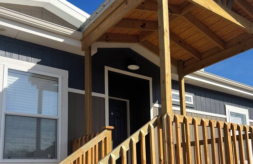 Strawn Maison | Cloverleaf Crossing, Small Town Charm!