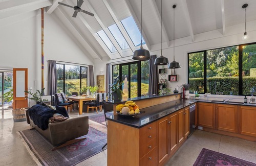 Kawarau Falls Maison | Club Moana at Oraka (pool, tennis court)