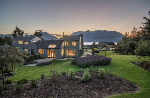 Kawarau Falls Maison | Club Moana at Oraka (pool, tennis court)