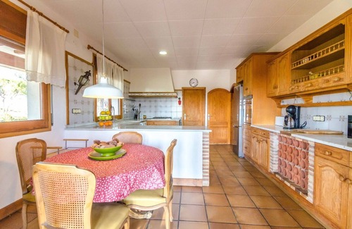 Banyeres del Penedes Villa | Club Villamar - Jolie villa avec piscine privée, jardin, terrasse et de très belles vues sur la r...