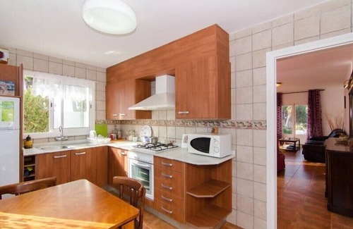 Canyelles Villa | Club Villamar - Charmante villa avec piscine privée située dans la ville pittoresque de Tossa de ...