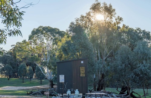Warrenmang Maison | Clyde at Sheltered Paddock by Tiny Away