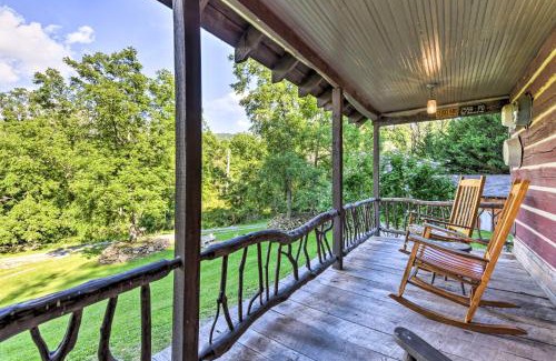 Clyde Appartement | Clyde Papa Bear Cabin, Near Smoky Mountains!