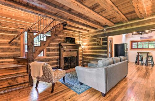 Clyde Appartement | Clyde Papa Bear Cabin, Near Smoky Mountains!