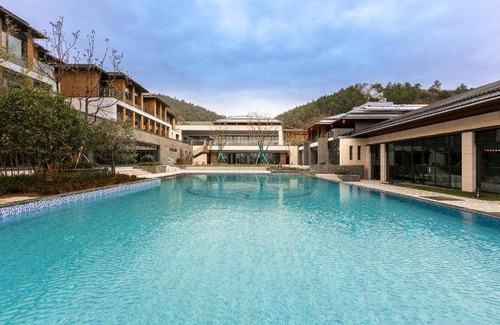 Wuzhong Hôtel | 800 m² Hôtel ∙ 4 chambres ∙ 15 personnes