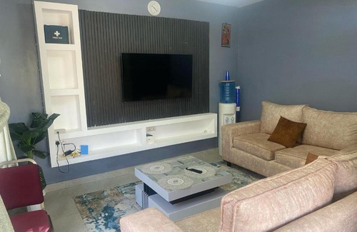 Kimana Lit Et Petit-Déjeuner | Cnc BnB-Kimana-2bedrooms