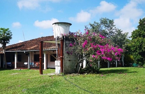 Ginebra Autre | MATRIMONIAL HABITACION CON CAMA - Ginebra glamping a 10 minutos de ginebra.