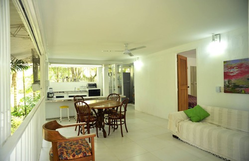 Santagueda Maison | Complete house with lush vegetation, hot water Jacuzzi for 12 people