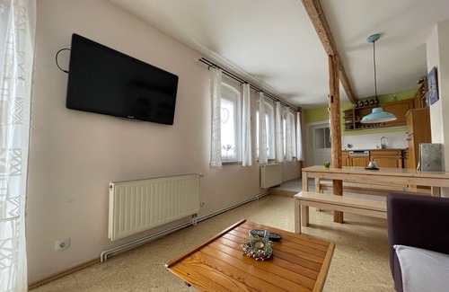 Bad Frankenhausen/Kyffhauser Appartement | Cosy appartement d'une chambre à coucher, situé au centre, jusqu'à 6 personnes, 106 m²