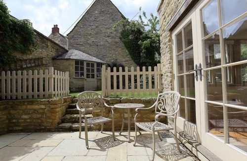 Burford Cottage | COACH HOUSE BURFORD, familial et convivial à Burford, Réf 988655