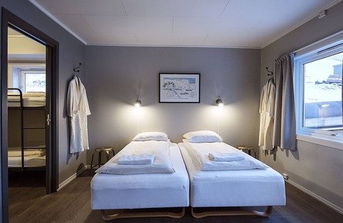 Longyearbyen Hôtel | Coal Miners Cabins