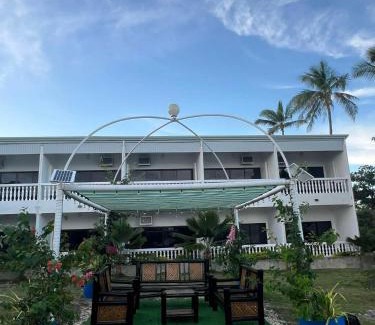 Loon Hôtel | Coast Side Cliffs Resort