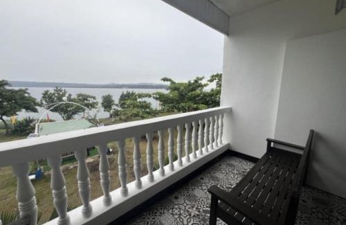 Loon Hôtel | Coast Side Cliffs Resort