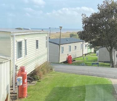 Winestead Appartement | Coastal Caravan Holidays - Nightingale 8