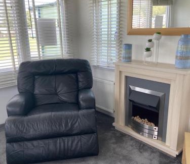 Winestead Appartement | Coastal Caravan Holidays - Nightingale 8