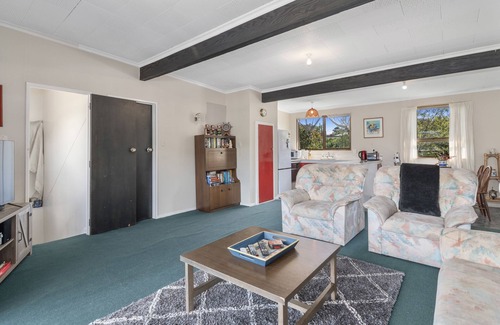 Picton Maison | Coastal Charm - Picton Holiday Home