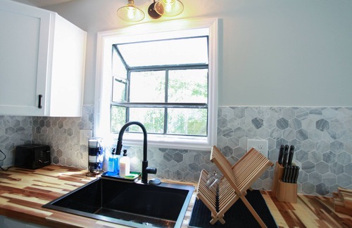 Wilmington Maison | Coastal Charter Abode