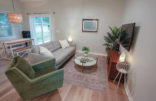 Wilmington Maison | Coastal Charter Abode