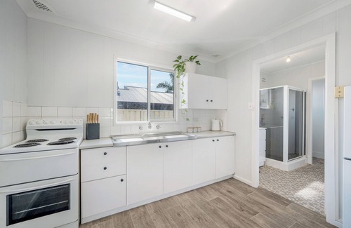 Crescent Head Appartement | Coastal Chic Apartment Only Minutes to the Beach