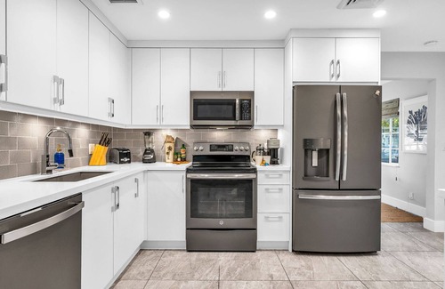 Southland Park Maison | Coastal Chic | Boho Surf Hideaway w/Pool in WPB